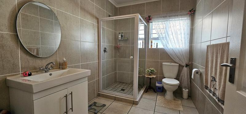 3 Bedroom Property for Sale in Country Club Western Cape
